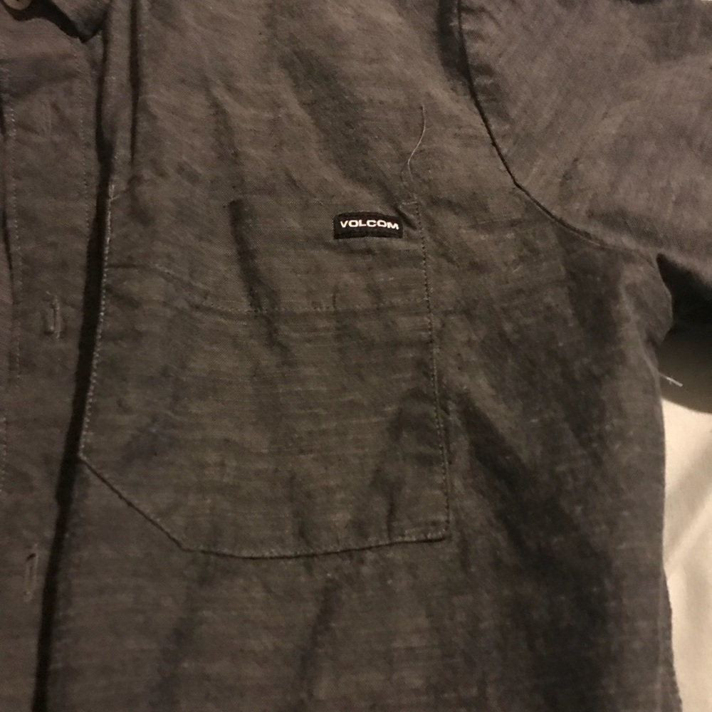 Volcom Button up - Picture 2 of 4